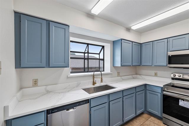 Foto del edificio - 5335 Bent Tree Forest Dr