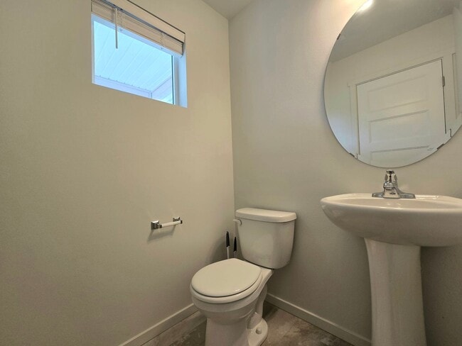 Foto del edificio - 4 Bedroom Home in Marysville Now Available!