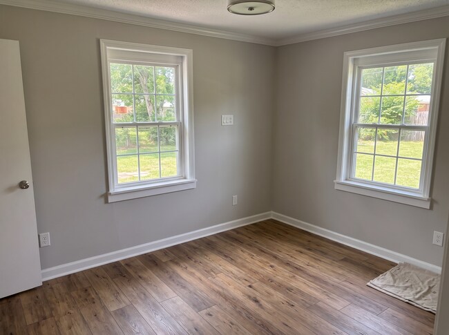 Foto del edificio - Freshly Renovated 3-Bedroom Home in Memphis | Available Now