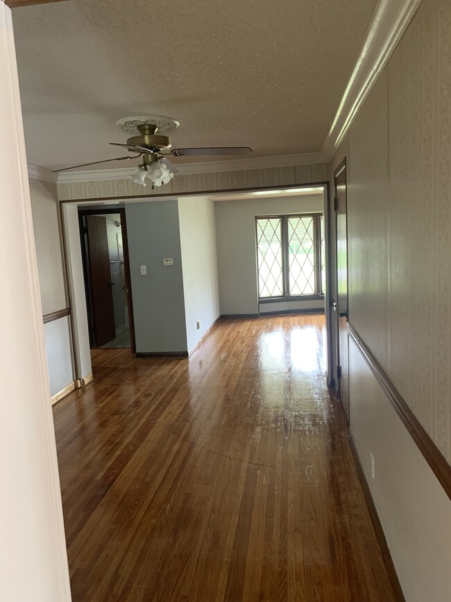 Dining Room - 50 Bennington Rd