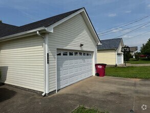 Building Photo - 1349 Meredith Way