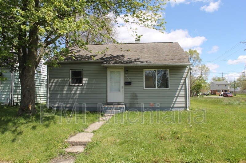 Primary Photo - 750 S Liberty St