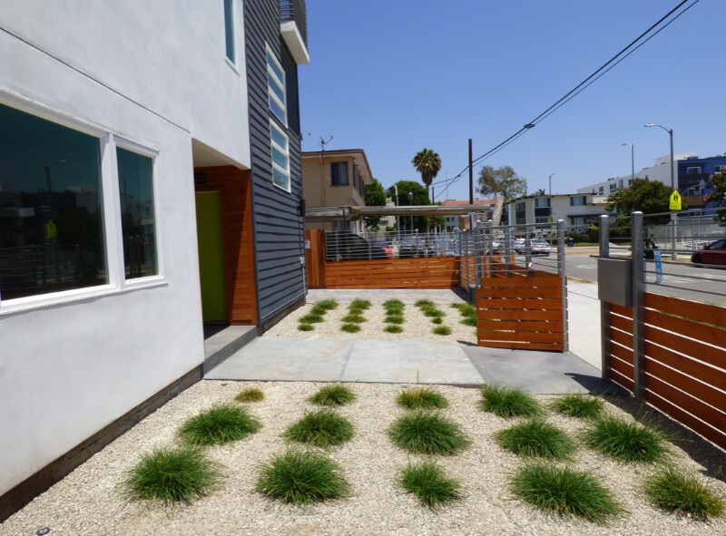 Foto principal - 6411 Lexington Ave