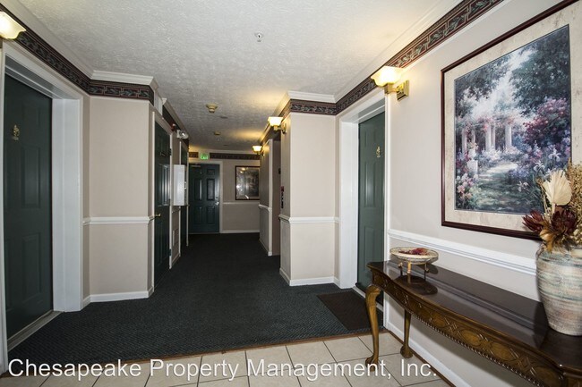 Building Photo - 3038 Hunting Ridge Dr