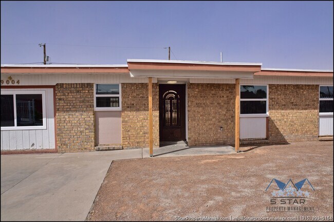 Foto del edificio - 9004 Acatlan Ln