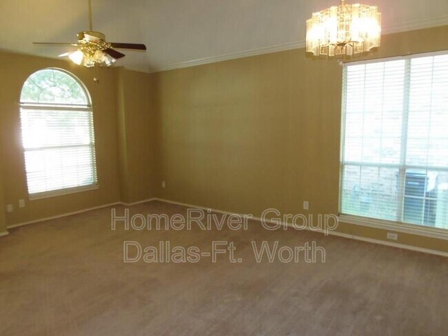 Foto del edificio - 5010 Wordsworth Dr