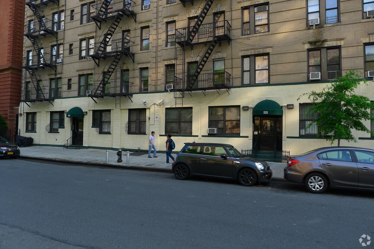 Foto del edificio - 319 E 108th St