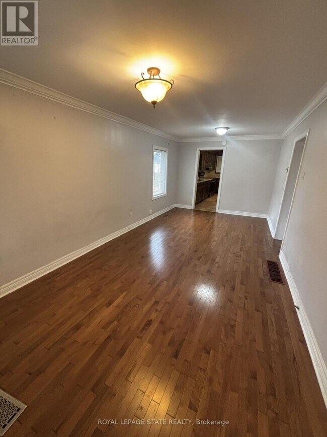 Photo du bâtiment - 205 Ivon Ave