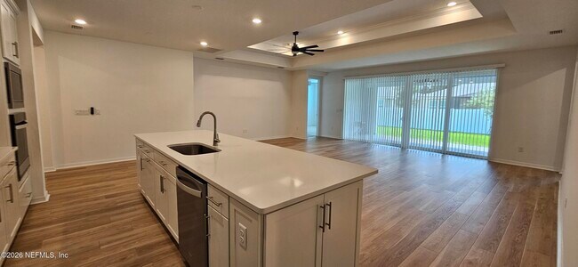 Foto del edificio - 12272 Parkland Vw Ln