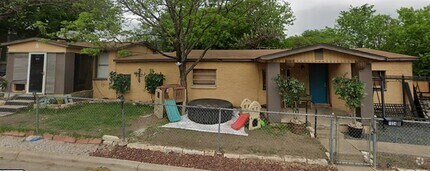 Building Photo - 1034 Wheatley Ave