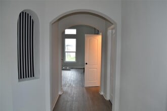 Building Photo - 9514 Curry Landing Dr