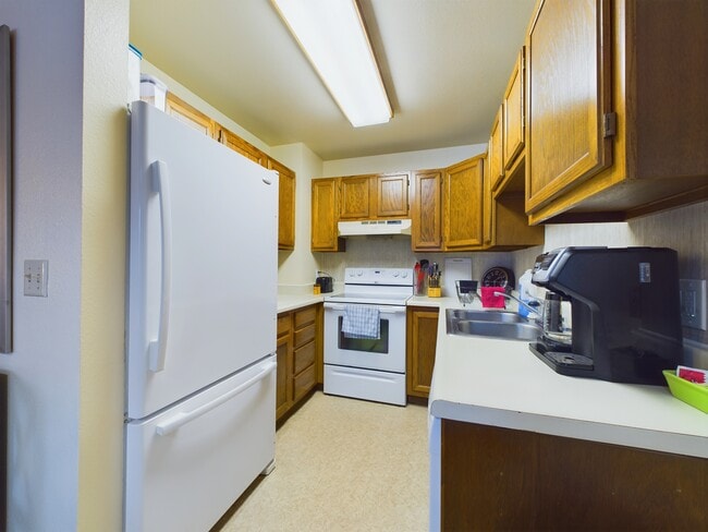 Building Photo - 933 Cowles St