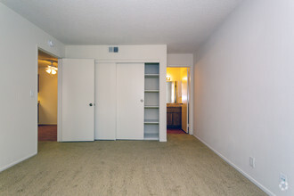 Meadowood Apartments photo'