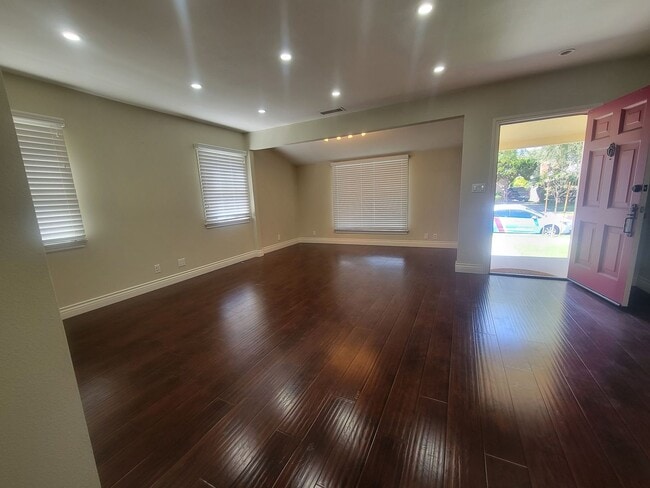 Photo - 3240-3242 Cerritos Ave Townhome