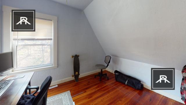 Foto del edificio - 5 bedroom in Brookline MA 02445