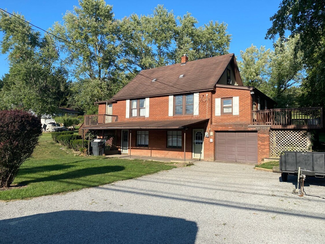 Primary Photo - 2 Story house in Mars Area