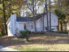 Building Photo - 3730 Silver Leaf Ct SW
