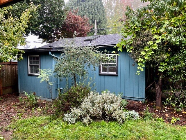 Foto principal - 6436 NE 23rd Ave