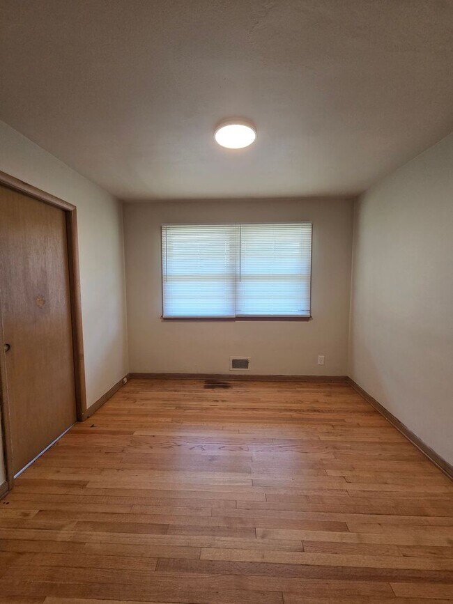 Foto del edificio - 4301 Eastridge Dr