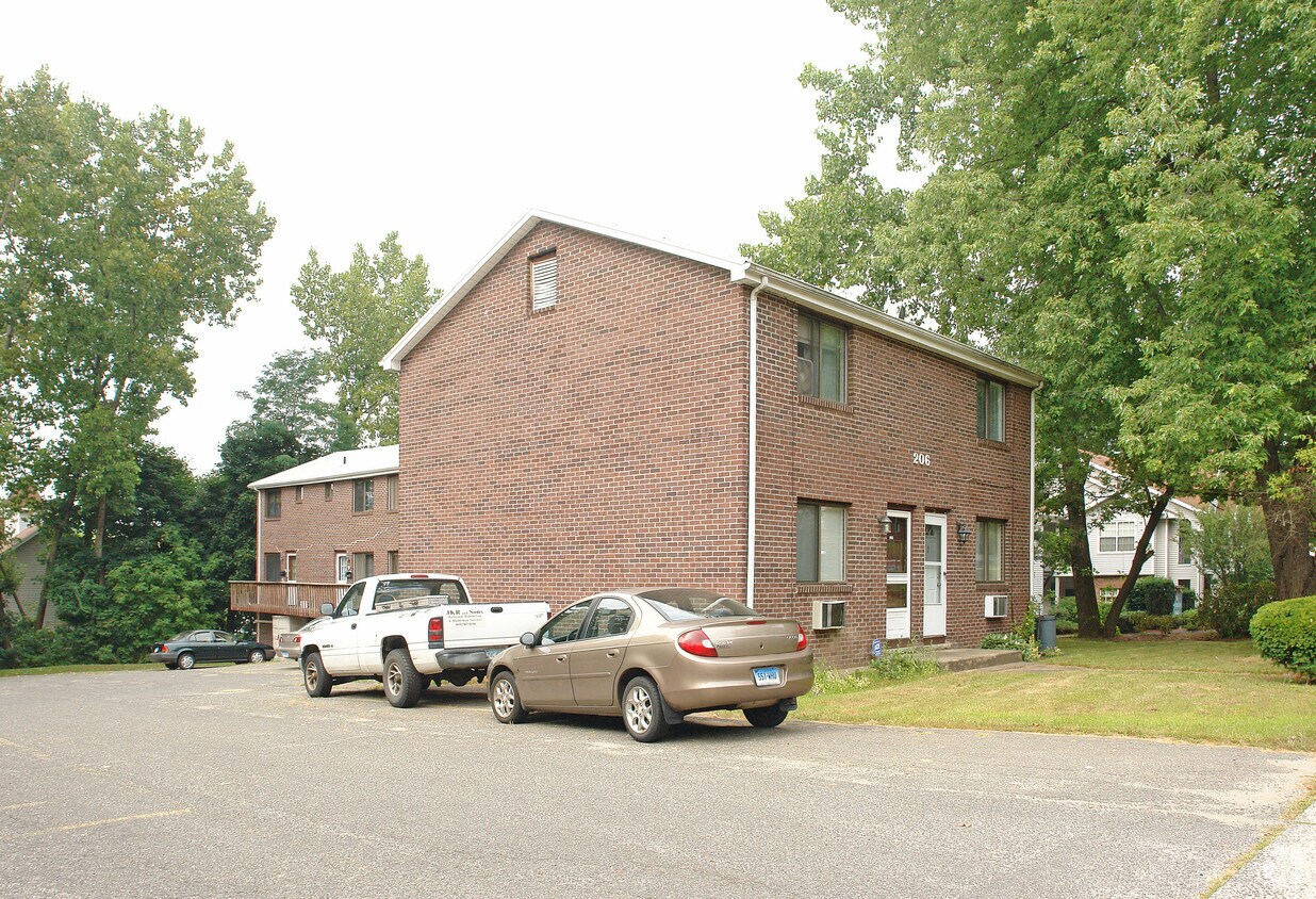 206 Blakeslee St, Bristol, CT 06010 Apartments in Bristol, CT