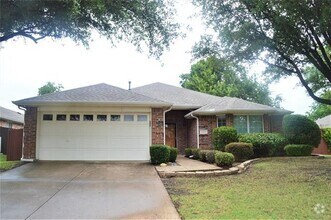 Building Photo - 15572 Western Trail