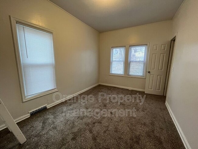Building Photo - 4123 Wirt St