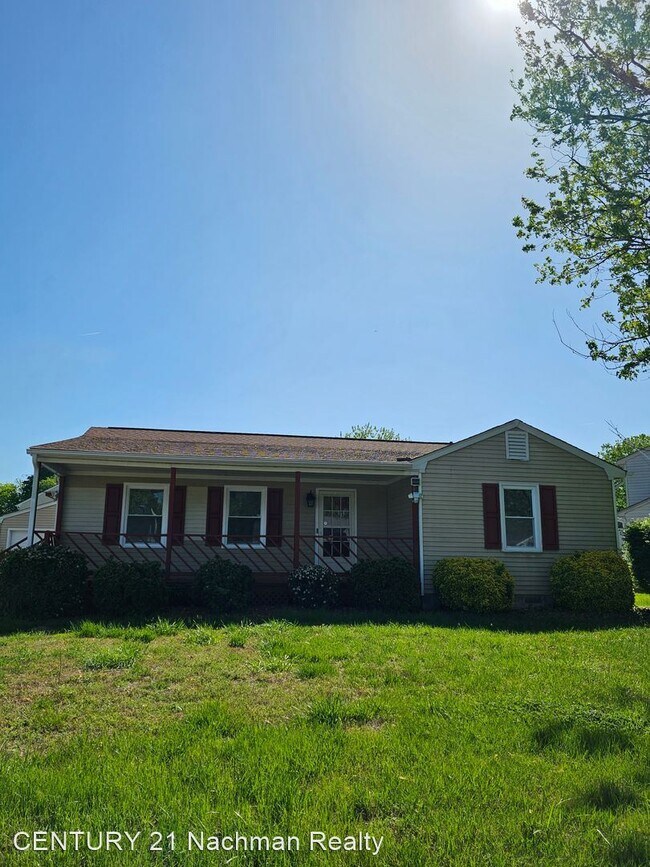 Building Photo - 3 br, 1 bath House - 186 Lori Circle