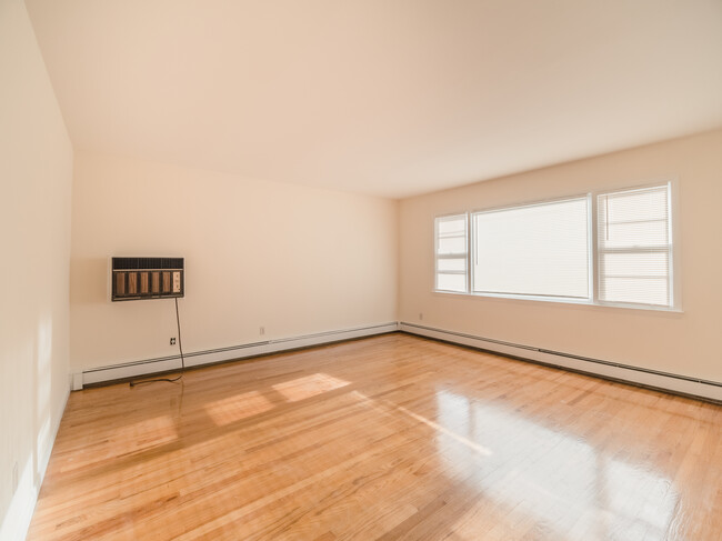 Living Room - 273 Olivia St