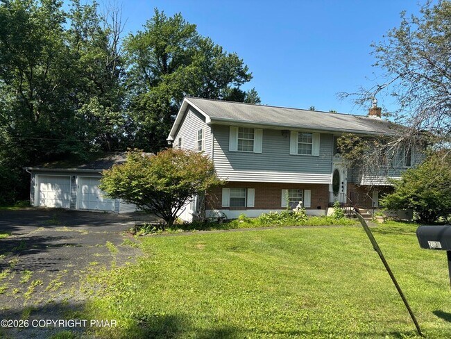 Foto del edificio - 2639 Lakeshore Dr
