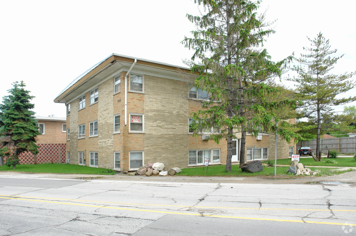 Foto del edificio - 4310 W North Ave