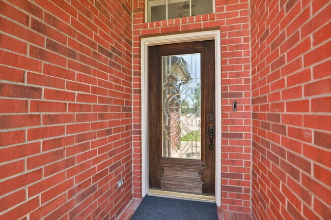 Foto del edificio - 25215 Aughton Dr
