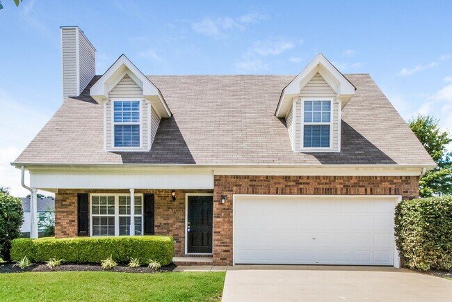 Building Photo - 2211 New Port Dr