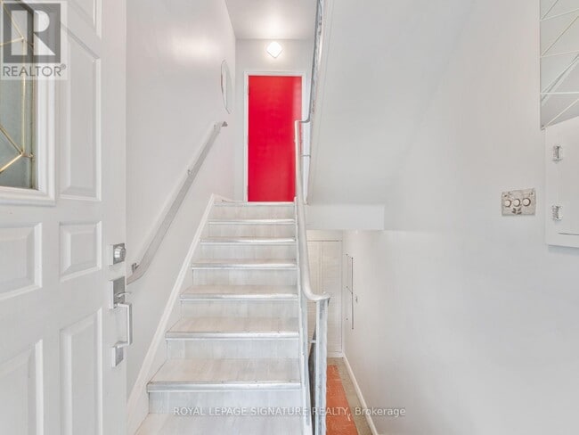 Building Photo - 6 A Rowley Ave
