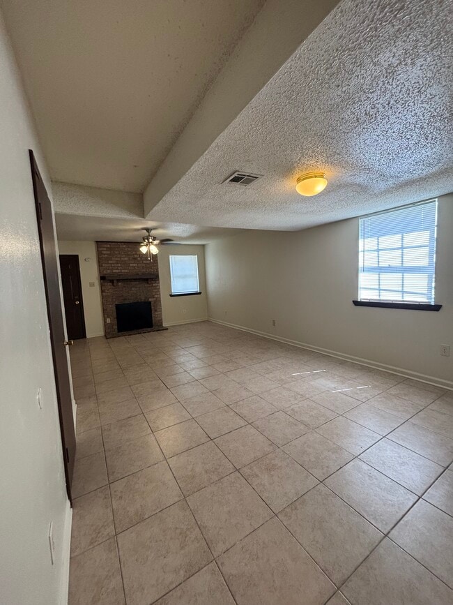 Building Photo - 4220 Lac Couture Dr