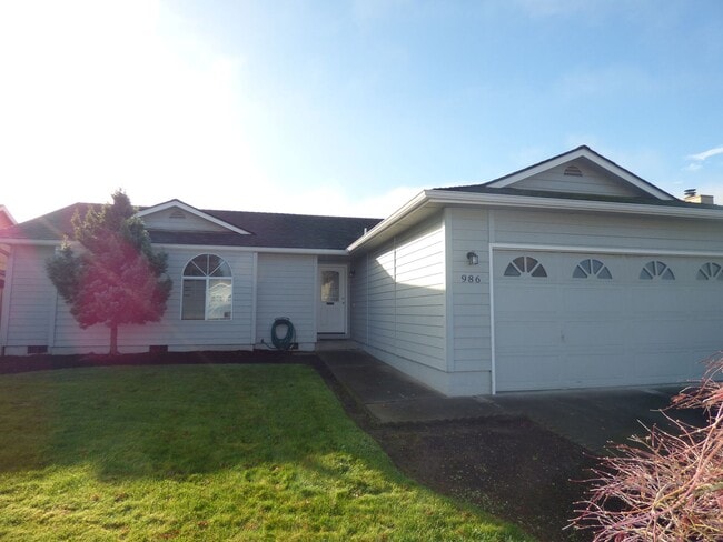 Building Photo - 986 Eastwind Ct N