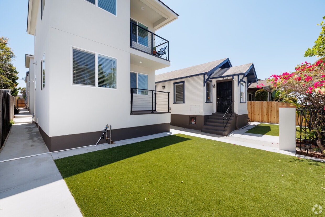 Foto principal - 4057 Alabama St