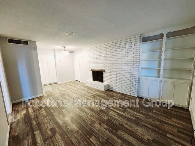 Foto del edificio - 4511 E 31st St