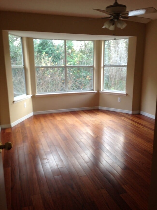 Foto del edificio - Gorgeous 4 BR Lake Mary home on Conservation lot - walking distance to Lake Mary HS