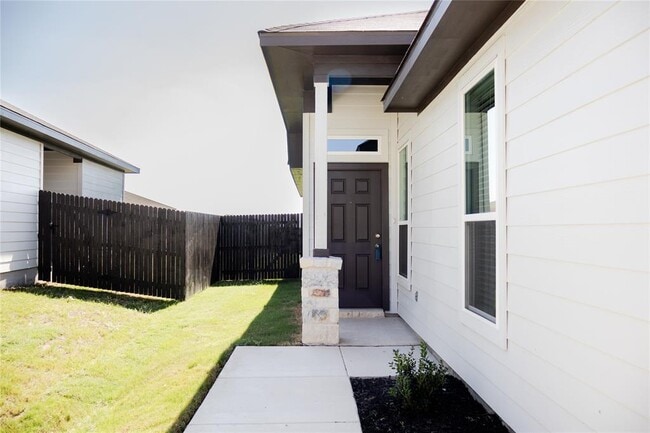 Building Photo - 247 Schrader Dr