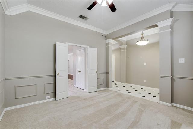 Foto del edificio - 9316 Preston Trail