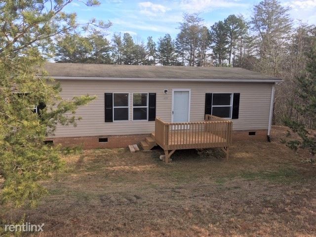 Primary Photo - 2059 Foxridge Dr