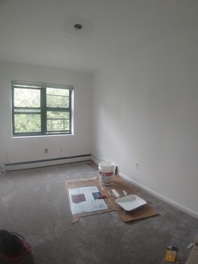 Building Photo - 205 Chauncey