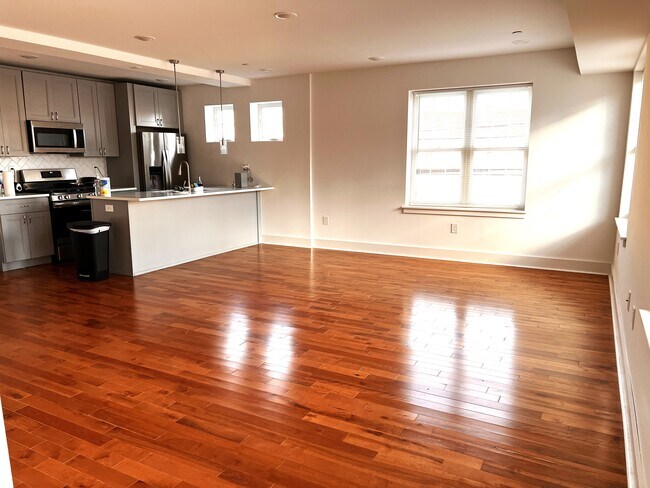Living Area - 1100 S 27th St