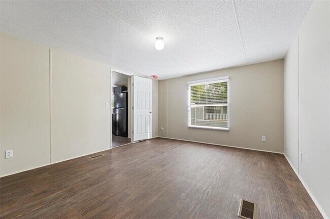 Foto del edificio - 21613 Dogwood Dr