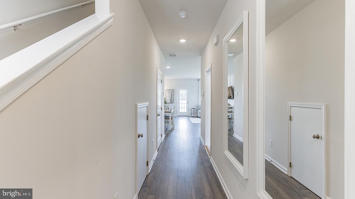 Primary Photo - 49 Arlotta St