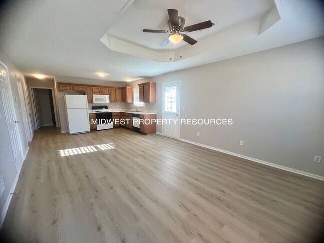 Foto del edificio - Ranch townhome w/ Mowing provided