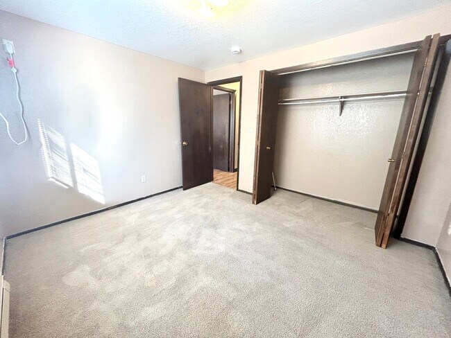 Foto del edificio - 7th