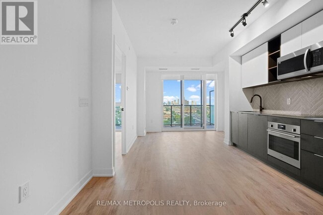 Building Photo - 36 Zorra St