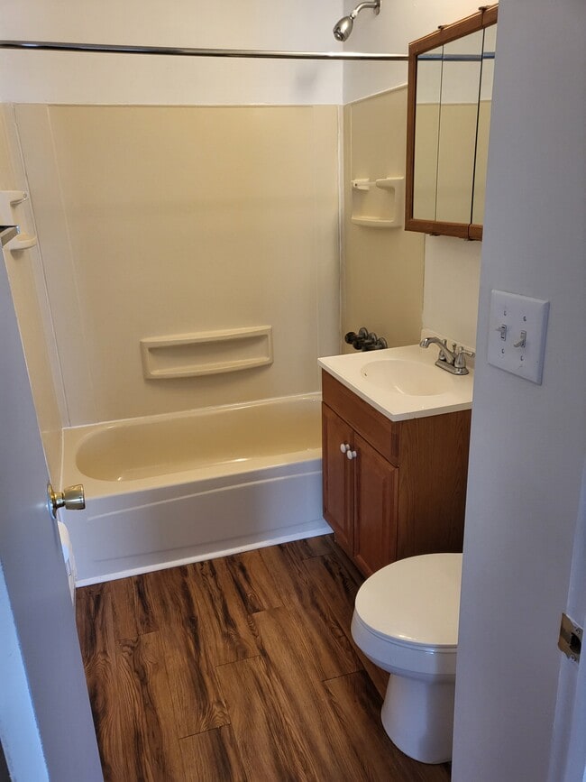 Bathroom - 120 Cindy Ln