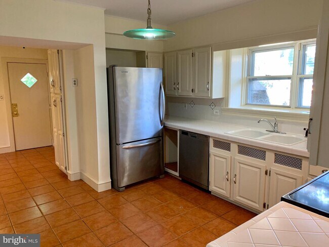 Foto del edificio - 6607 Greene St